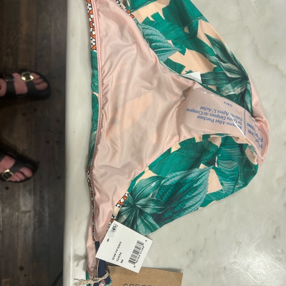 NWT m sperry bikini! Mixed material makes this a knockout. - Picture 2 of 13